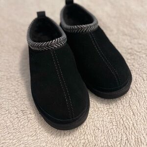 Koolaburra by UGG Women’s Burree Slippers